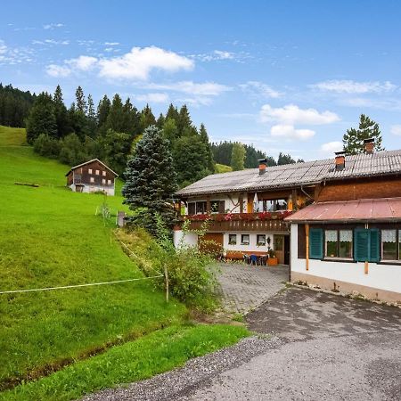 Vintage Holiday Home In Vorarlberg Near Ski Area 施瓦岑贝格 外观 照片