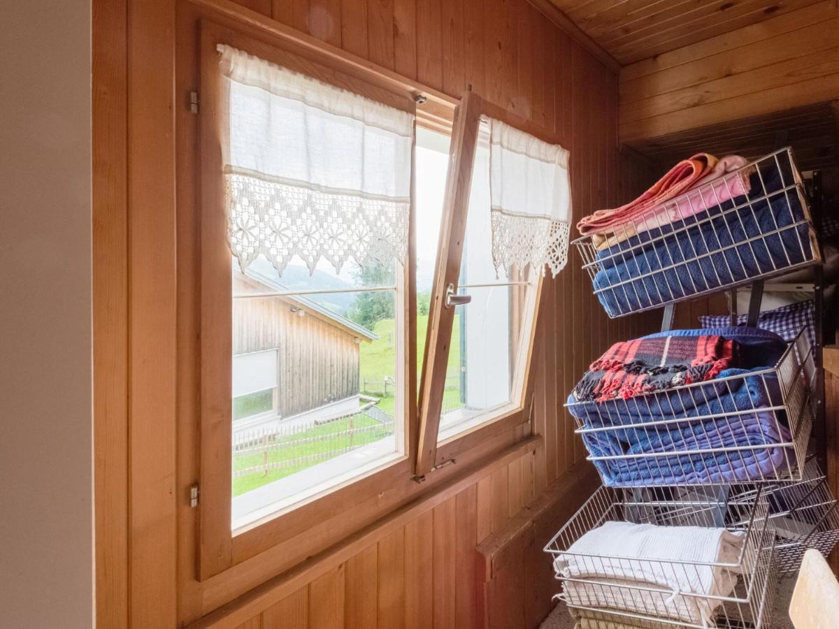 Vintage Holiday Home In Vorarlberg Near Ski Area 施瓦岑贝格 外观 照片